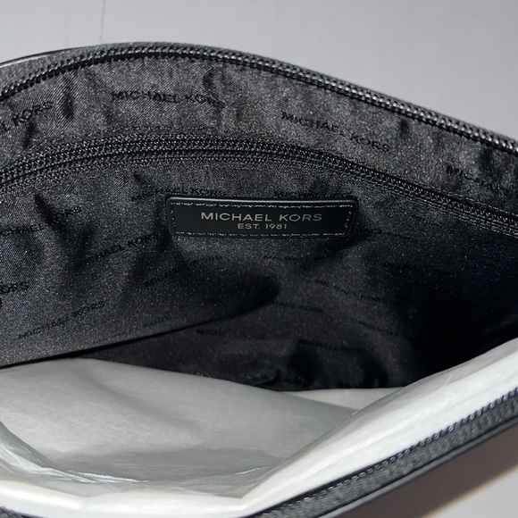 Michael Kors Kent camo Jacquard pouch - Picture 4 of 8